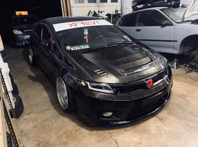 VENTED CARBON HOOD FB/FG